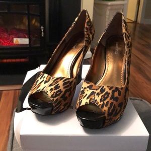 Leopard shoes